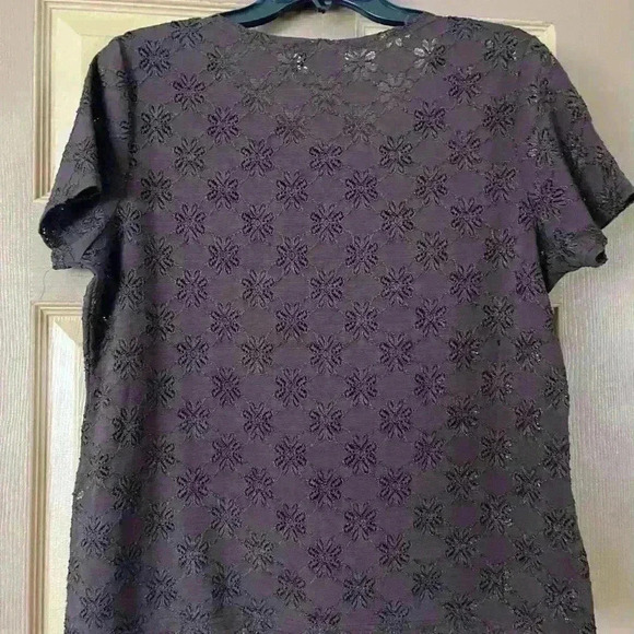 Women’s petite large top no tag​ - Picture 2 of 4